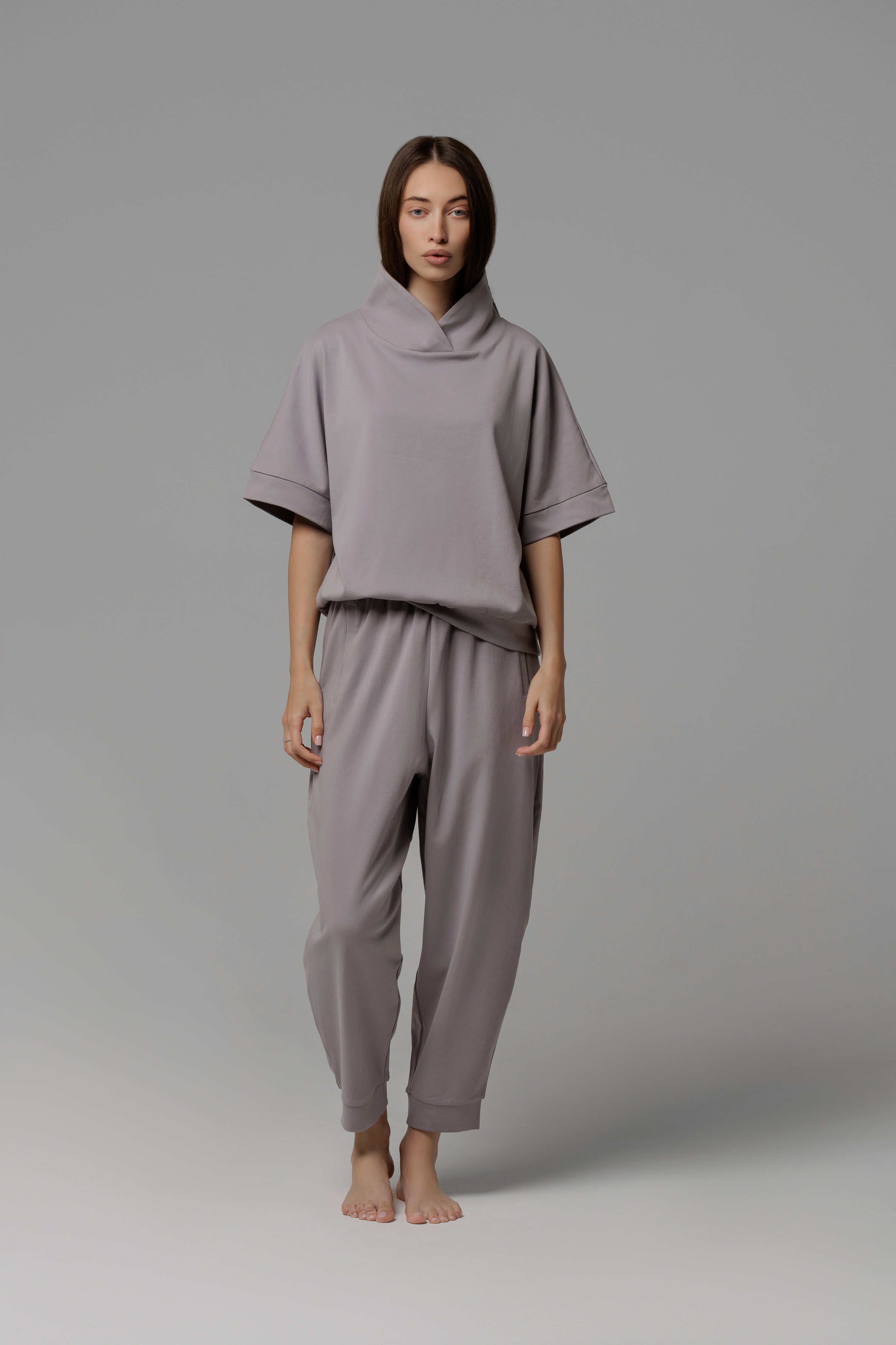 Mairu Grey - descriptive view